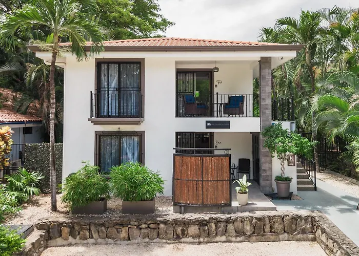 Garden Apartment *
