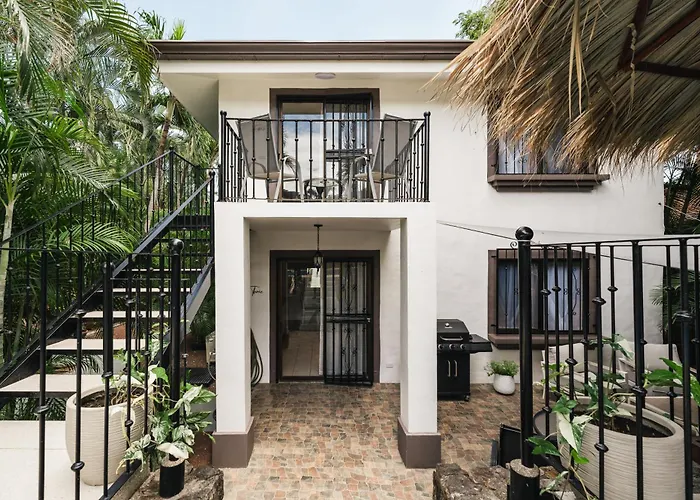 Garden Apartment *